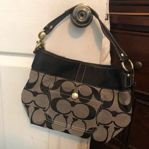 Coach bucket bag gray and black